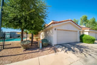 Photo #2: 6430986 Listing 