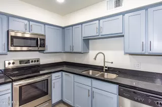 Photo #1: 6431165 Listing 