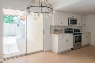 Photo #5: 6431322 Listing 