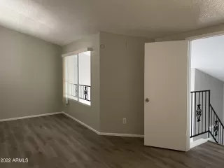 Photo #4: 6431453 Listing