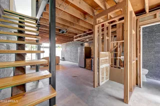 Photo #5: 6431480 Listing