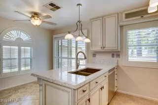 Photo #5: 6431584 Listing 