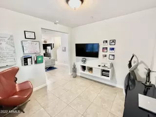 Photo #6: 6431659 Listing