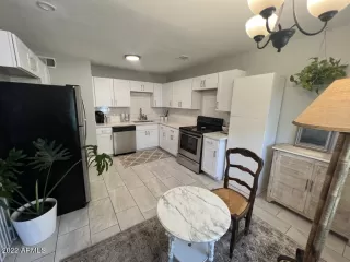 Photo #4: 6431951 Listing