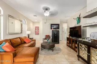 Photo #3: 6432026 Listing