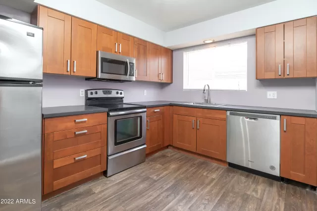 MLS: 6432303 Condo For Sale