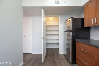 Photo #3: 6432303 Listing