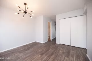 Photo #6: 6432303 Listing