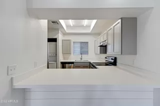 Photo #4: 6432439 Listing