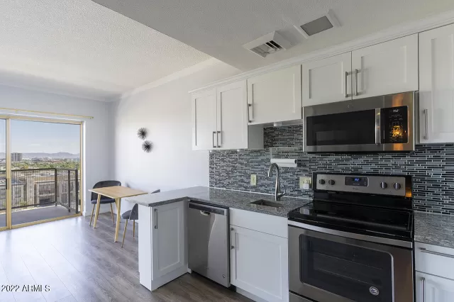 MLS: 6432564 Condo For Sale