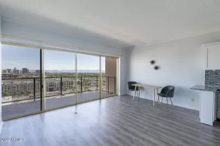 Photo #3: 6432564 Listing