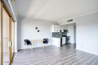 Photo #4: 6432564 Listing