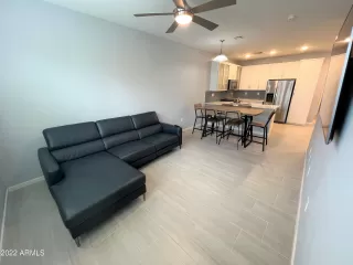 Photo #3: 6432790 Listing