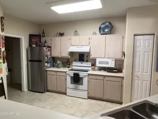 Photo #3: 6433015 Listing