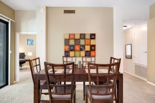 Photo #4: 6433019 Listing