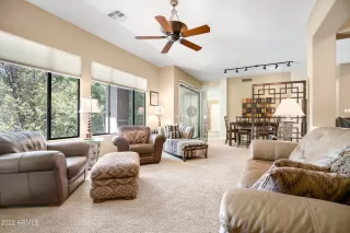 Photo #5: 6433019 Listing