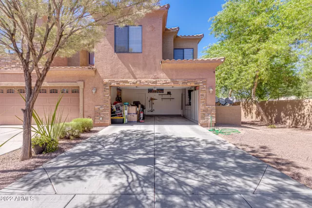 MLS: 6433090 Condo For Sale