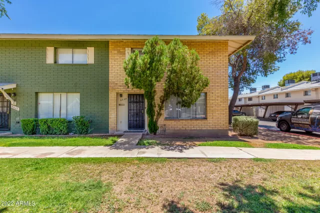 MLS: 6433164 Condo For Sale