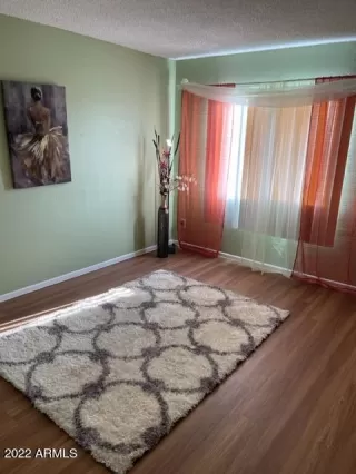 Photo #2: 6433199 Listing
