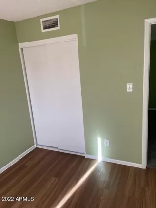 Photo #6: 6433199 Listing