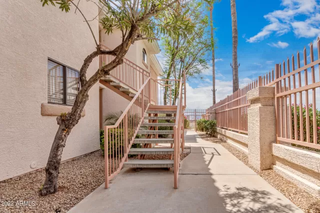 MLS: 6433254 Condo For Sale