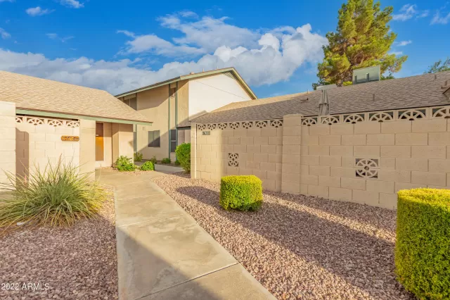 MLS: 6433646 Condo For Sale