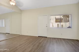 Photo #4: 6433693 Listing 