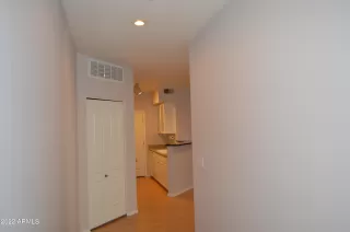 Photo #3: 6433747 Listing 