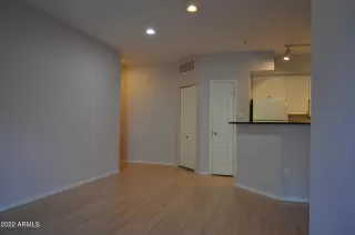 Photo #5: 6433747 Listing 