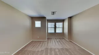 Photo #5: 6433748 Listing