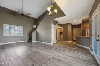 Photo #3: 6433749 Listing