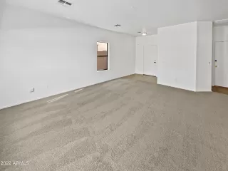 Photo #2: 6433752 Listing 