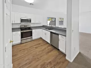 Photo #4: 6433752 Listing 