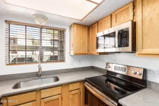 Photo #3: 6433986 Listing
