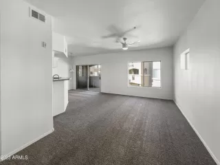 Photo #1: 6434099 Listing 