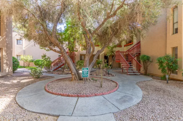 MLS: 6434223 Condo For Sale