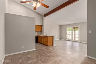 Photo #4: 6434274 Listing