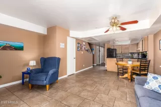 Photo #3: 6434373 Listing