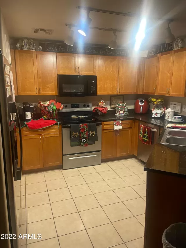 MLS: 6434406 Condo For Sale