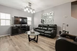 Photo #2: 6434452 Listing 