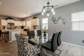 Photo #5: 6434452 Listing 