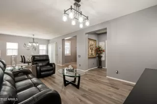 Photo #6: 6434452 Listing 