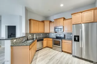 Photo #2: 6434793 Listing