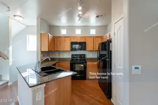 Photo #3: 6434826 Listing