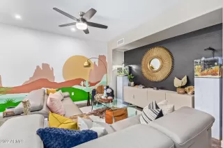 Photo #6: 6434923 Listing