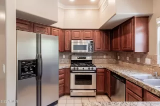 Photo #6: 6435013 Listing