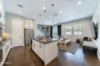 Photo #4: 6435135 Listing 