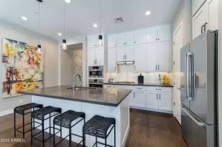 Photo #5: 6435135 Listing 