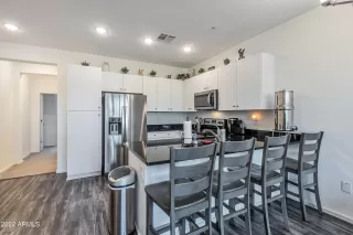 Photo #5: 6435322 Listing 