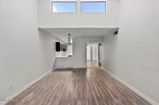 Photo #4: 6435354 Listing